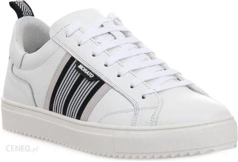 sneakers hoorn